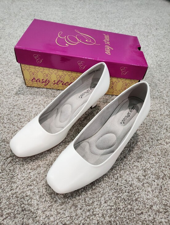 easy street Shoes - Easy Street Poet Women's Square Toe Pumps White Size 8